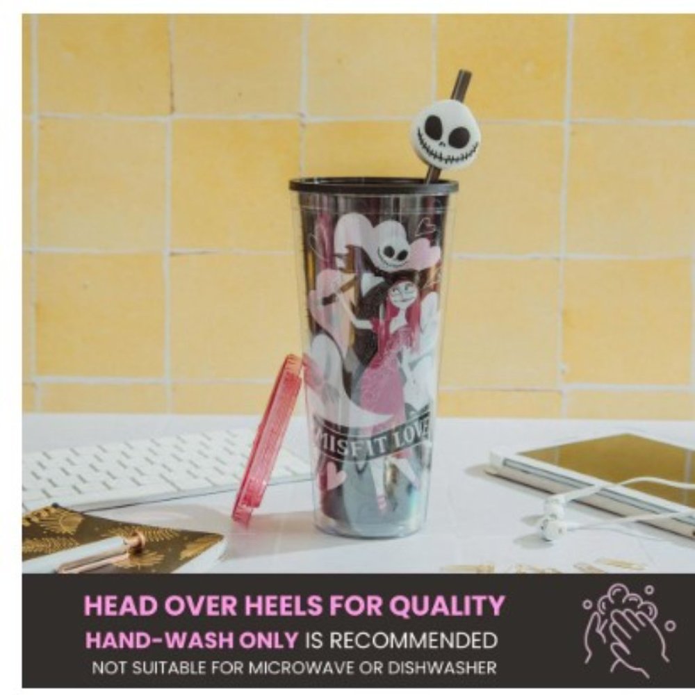 LAST ONE DISNEY THE NIGHTMARE BEFORE CHRISTMAS CARNIVAL CUP WITH LID AND STRAW - Picture 3 of 7